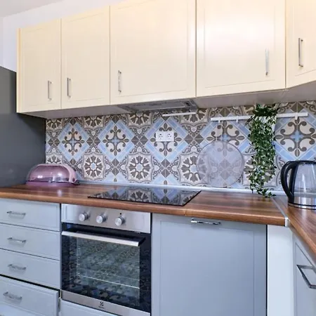 Miholascica 1 On Island By Guide * Cres