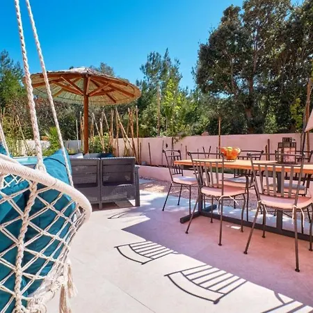 Miholascica 1 On Island By Guide * Cres